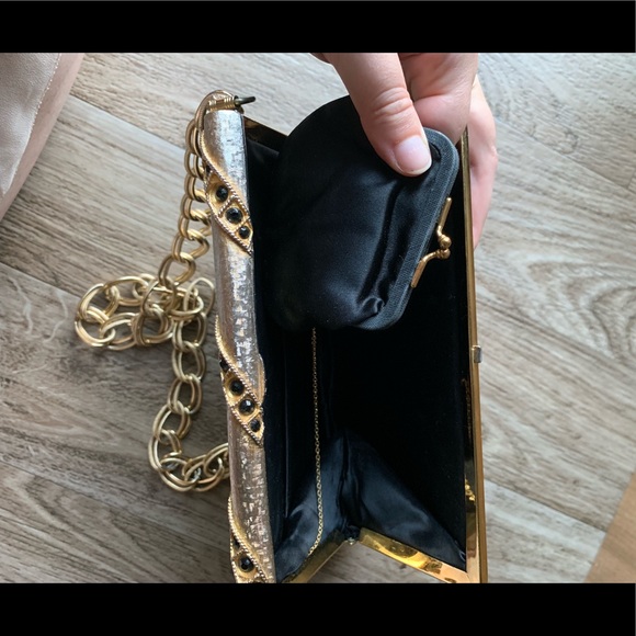 Vintage clutch with embellished spine - Picture 4 of 4